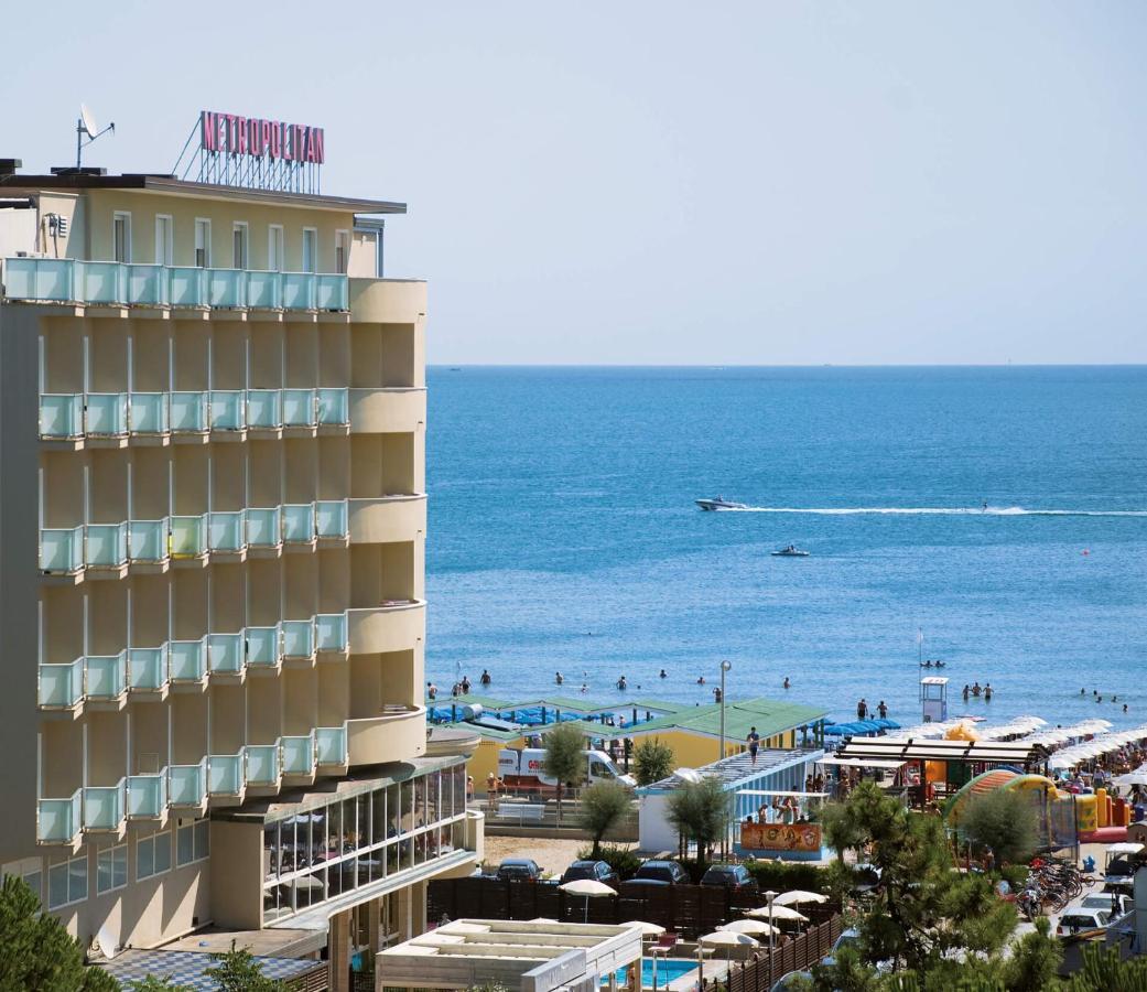 Metropolitan Family Hotel